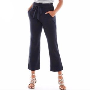 CAbi #5177 Easy Crop Navy Pants | 8